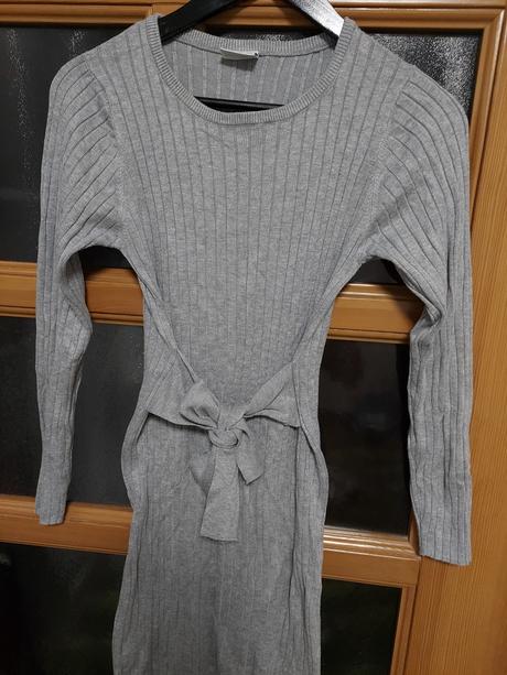 Svetríkove šaty veľkosť 36/38, esmara,s