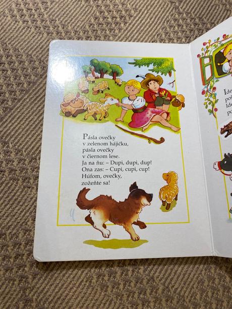 Krásne leporelo riekanky jar,