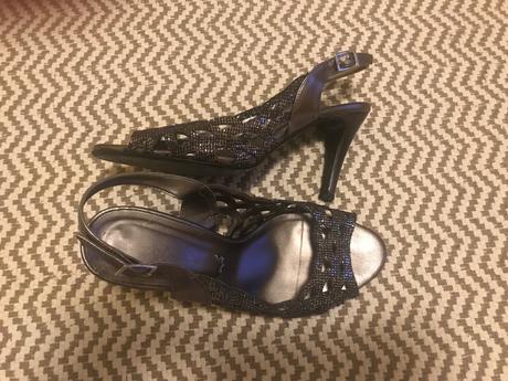 Slávnostné elegantne sandálky 39, 39