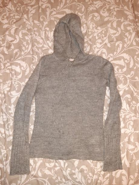Damsky sveter s kapucnou reserved, reserved,s
