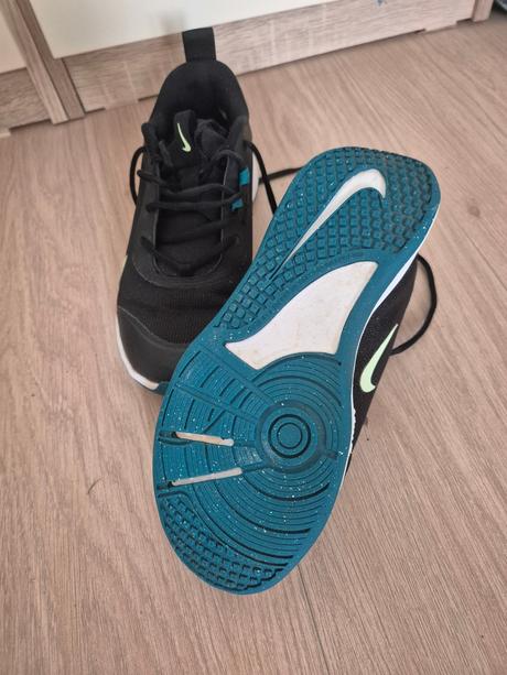 Halove tenisky, nike,36