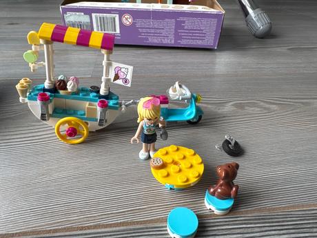Lego friends 41389 zmrzlinarsky stránok, 