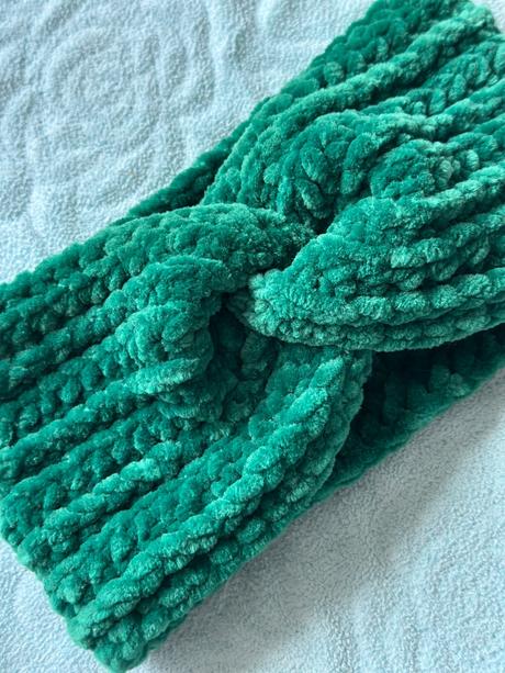 Háčkovaná čelenka, <50 - xxxl