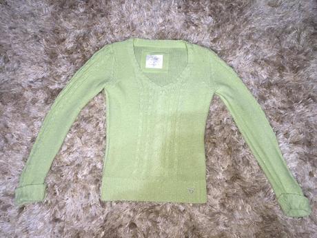 Sveter, 128
