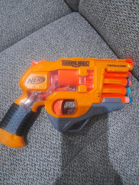 Nerf pistol, 