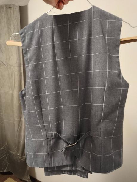 Vesta, nohavice, košeľa, motýlik, 146