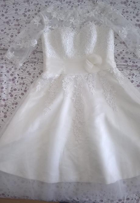 Svadobné šaty s čipkou v midi dĺžke, 42