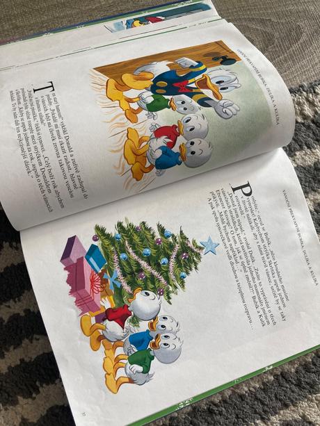 Veselé vánoce s myšákem mickeym walt disney (1992), 