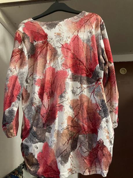 Predám dámsku blúzku., l