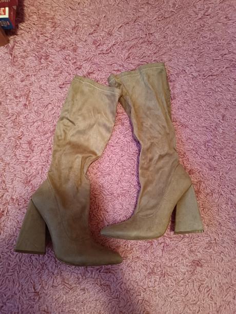 Prechodné semišové čižmy sergio todzi, 37