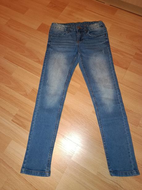 Dievčenské rifle, 140