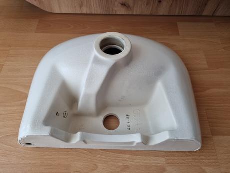 Keramické umývadlo /40 cm/, 