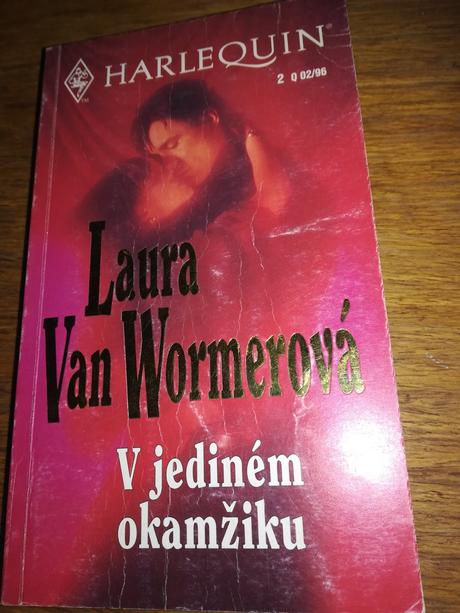 V jediném okamžiku 6/013,