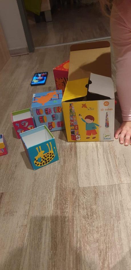 Djeco veza z kartonu, 