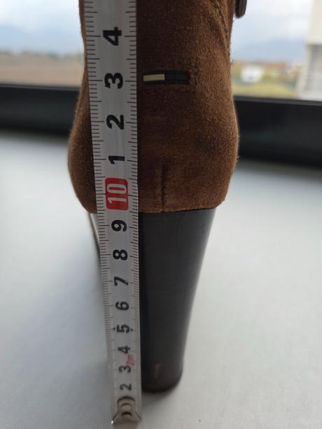 Kožené topánky, tommy hilfiger,37