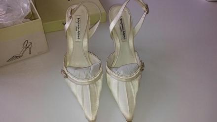 Biele satenove lodicky benjamin adams 35, 35