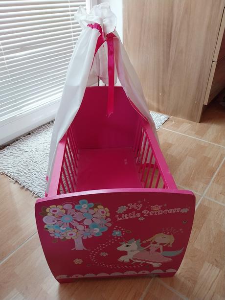 Postielka pre bábiku, 