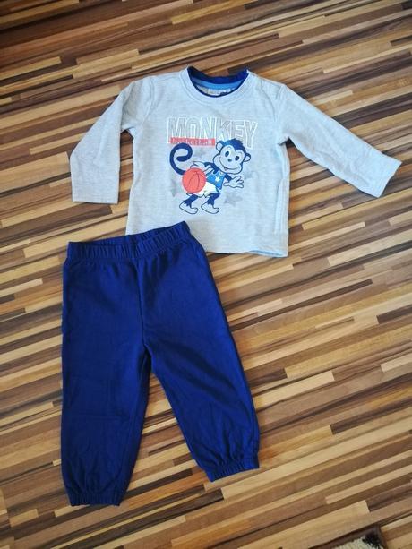 Mikinka a tepláčky, ergee,86