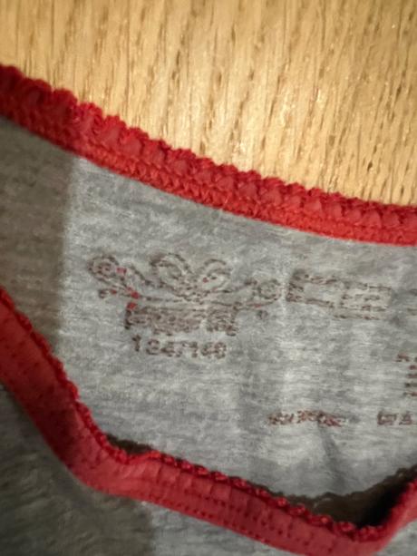 Tielka dievcenske 2 kusy, lupilu,134