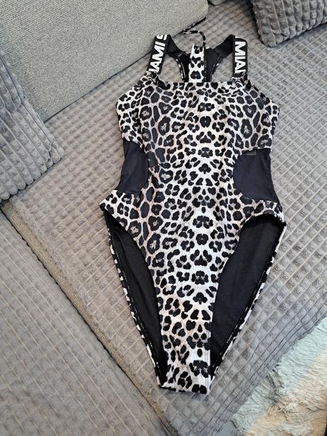 Jednodielne plavky, xs