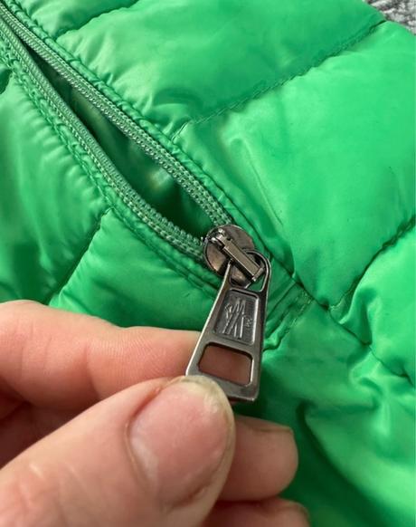 Prechodna vetrovka moncler, s