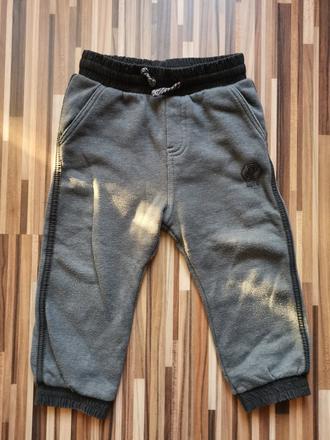 Tepláky, topolino,92