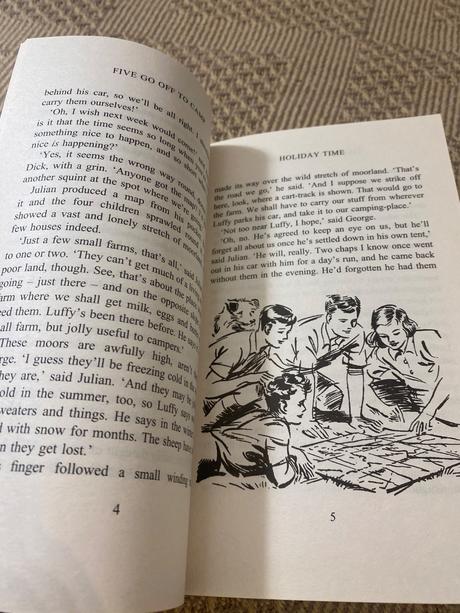 Enid blyton five go off to camp the famous five,