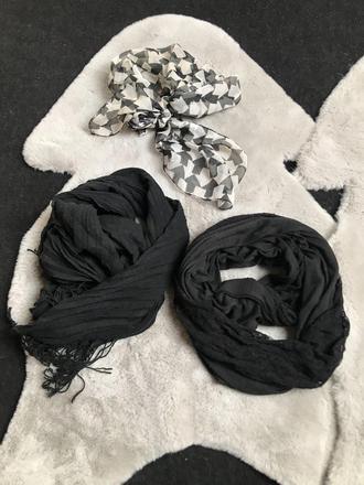 Šatky okolo krku č.1,