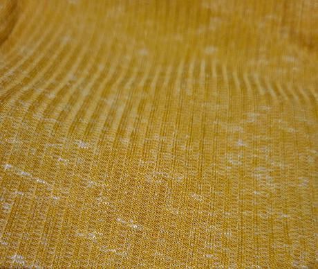 Krásny pletený pulover s puffy rukávmi, 