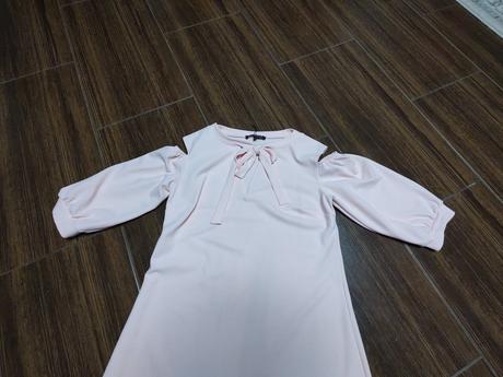 Predám šaty, 36