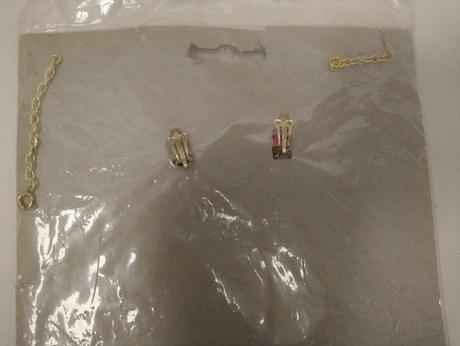 Doplnky karnevalovej masky - náušnice a náhrdelník,