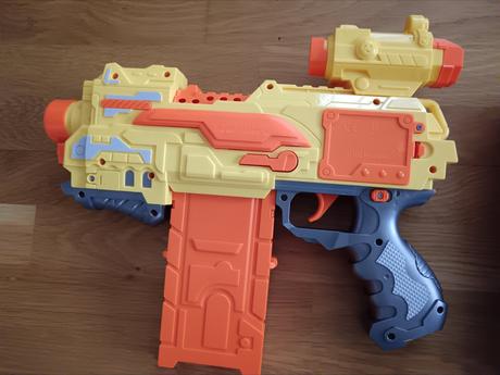 Detske hračky - zbrane, 