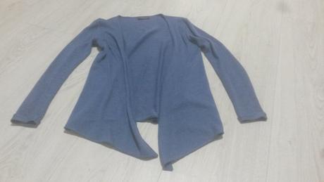 Sveter, reserved,146