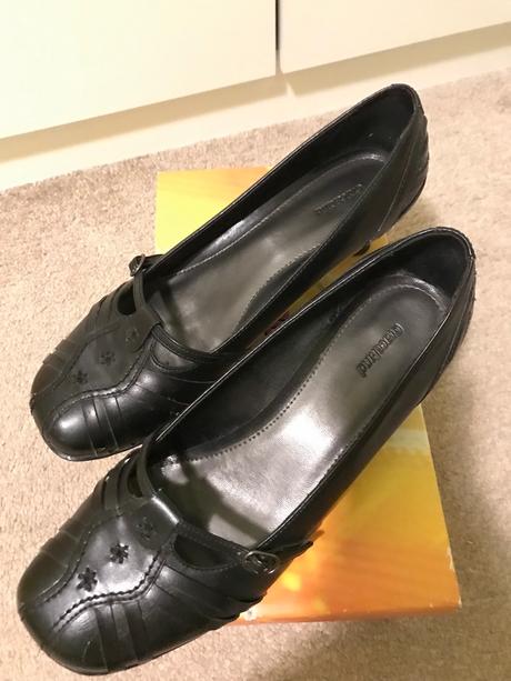 Lodicky na nizsom podpatku, graceland,41