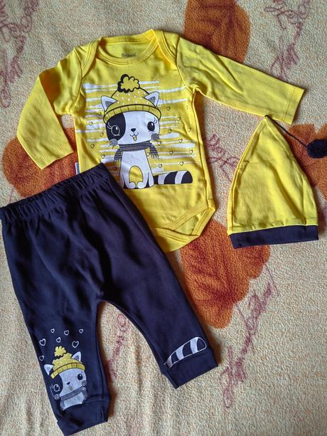 Body a tepláky pre chlapca, veľ 74, 74