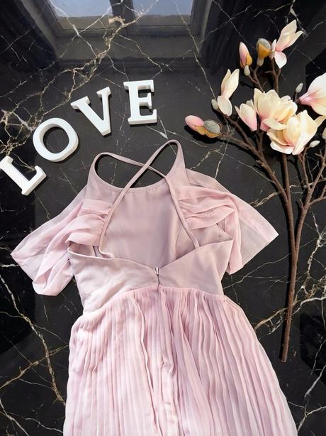 Púdrové šaty asos petite, s