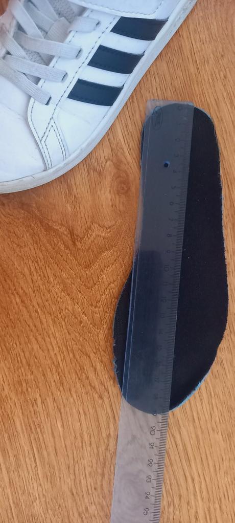 Botasky 29/30 vd 19 cm+ darujem oblečenie 128/134, adidas,29