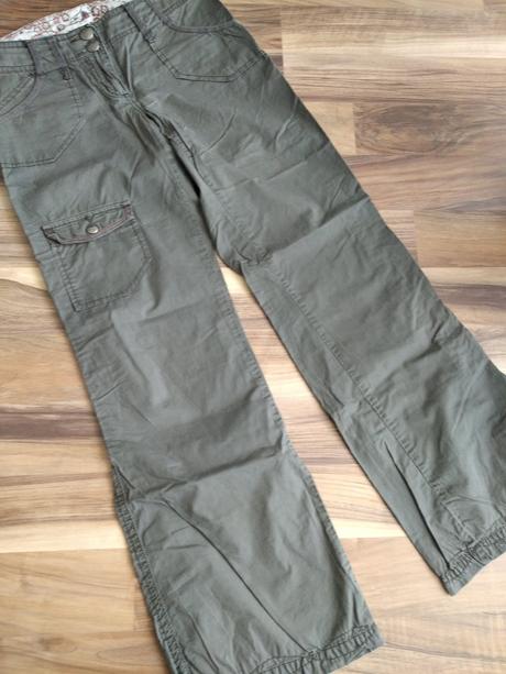 Športové nohavice, 38