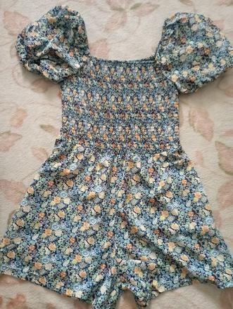 Kvietkovany overal, gate,s