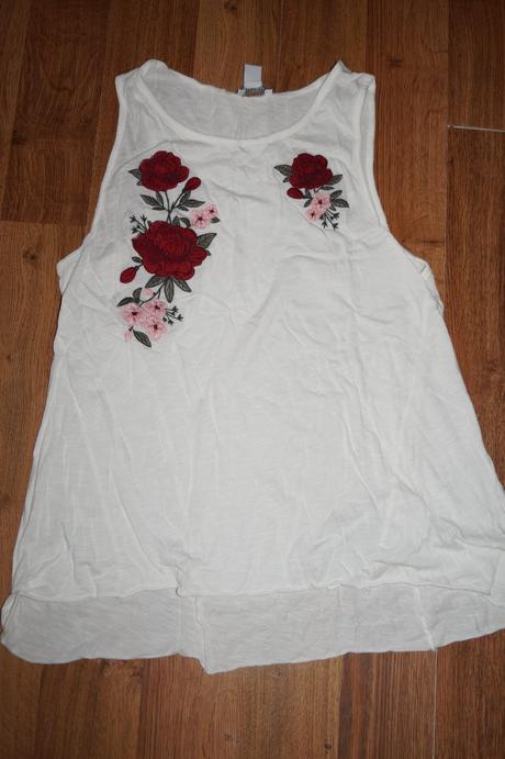 Lahucké tielko s kvetinami, amisu,m