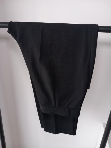 Čierne vlnené nohavice brax, m