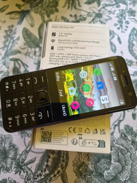 Nokia 230 model 2024 dual sim čierny, nokia