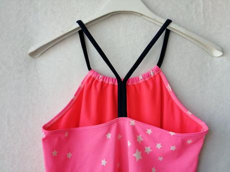 Pekné jednodielne plávky, f&f,152