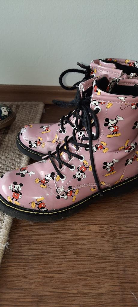 Čižmy, reserved,33