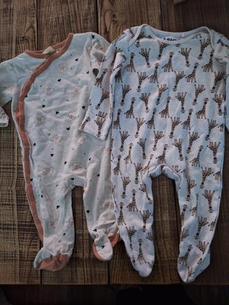 2ks overalov veľkosť 62, tesco,62