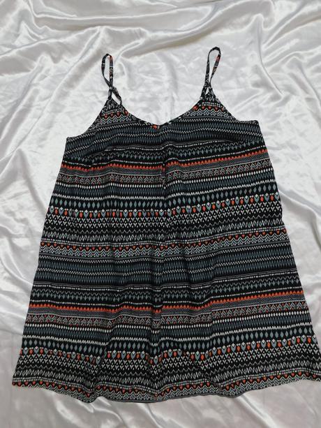 Pekne letne šaty, yessica,44