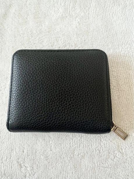 Guess peňaženka, guess