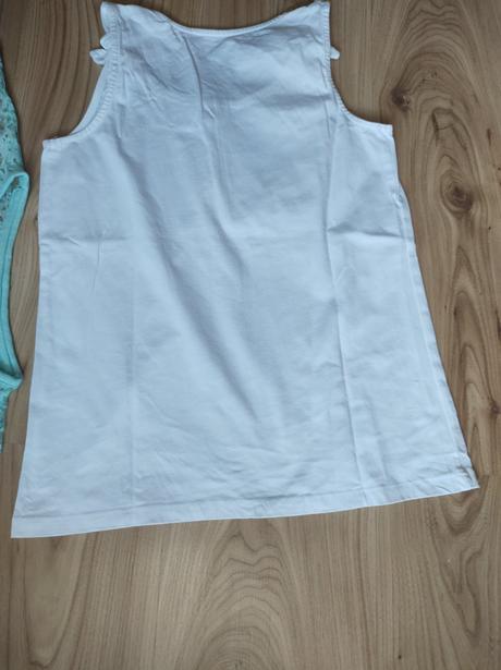 2 tričká a 1 tielko, 152