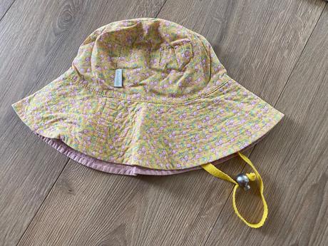 Klobúčik rockahula, 104