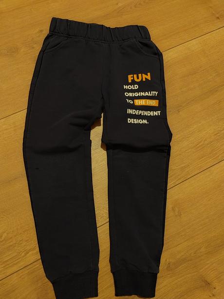 Pekná súprava, 128